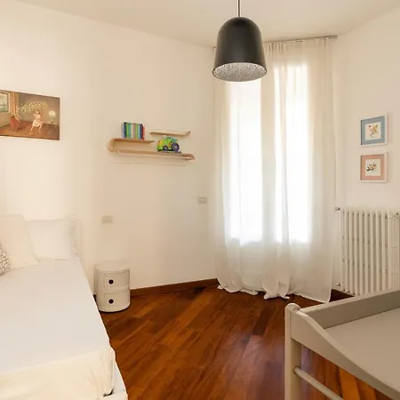 Santa Tecla Living Bronzetti 8 Lejlighed