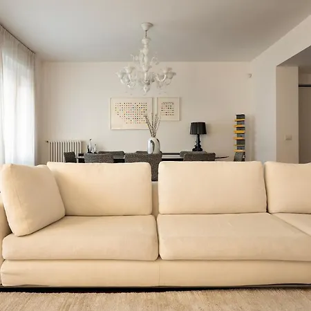 Apartmán Santa Tecla Living Bronzetti 8