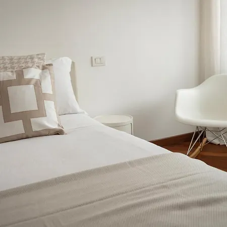 Apartmán Santa Tecla Living Bronzetti 8 Milán